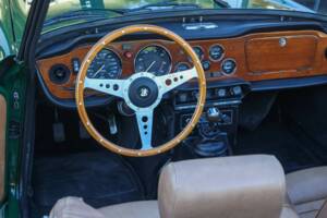 Immagine 27/50 di Triumph TR 6 (1976)