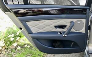Immagine 47/50 di Bentley Flying Spur W12 (2015)