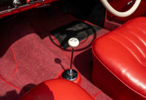Image 22/28 of Mercedes-Benz 190 SL (1959)