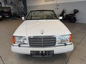Bild 34/34 von Mercedes-Benz E 320 (1996)