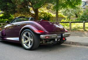 Image 19/29 of Plymouth Prowler (1999)