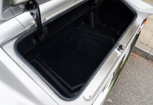 Image 30/32 of Aston Martin V8 Vantage X-Pack (1987)