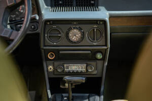 Image 32/46 of BMW 525 (1978)