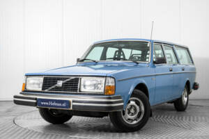 Image 3/50 of Volvo 245 (1980)