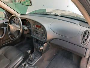 Image 19/25 of Saab 900 SE 2.0i 16V (1997)