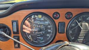 Image 24/100 of Triumph TR 6 PI (1971)