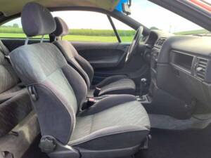 Bild 33/35 von Opel Calibra 2,0 (1991)