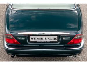 Bild 19/34 von Jaguar XJ6 3.2 Executive (1997)
