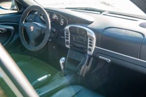 Bild 26/37 von Porsche 911 GT2 (2003)