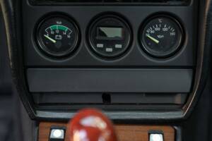 Image 35/50 of Mercedes-Benz 190 E 2.3-16 (1985)