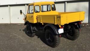 Image 2/10 of Mercedes-Benz Unimog U52 (1986)