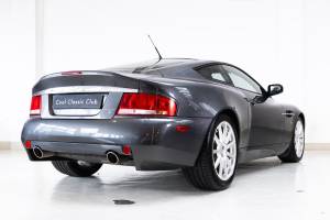 Imagen 5/31 de Aston Martin V12 Vanquish S (2006)
