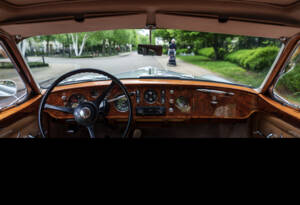Image 13/27 of Bentley S 1 (1956)