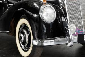 Image 19/50 of Mercedes-Benz 220 Coupe (1954)