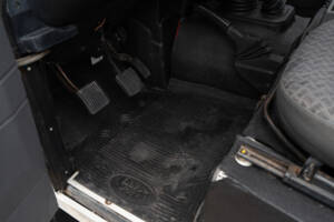 Bild 24/98 von Land Rover Defender 110 Td5 (1999)