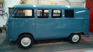 Image 28/28 of Volkswagen T1 Kombi (1966)