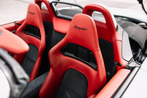 Image 57/70 of Porsche Boxster Spyder (2015)