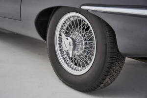 Bild 30/99 von Jaguar Type E 4.2 (1966)