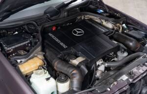 Bild 38/38 von Mercedes-Benz 500 E (1992)