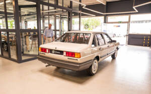 Image 25/132 of Volkswagen Santana 1.8 (1985)