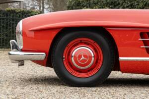 Image 43/50 de Mercedes-Benz 300 SL Roadster (1962)