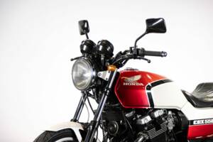 Image 36/50 of Honda CBX 550 F (1982)