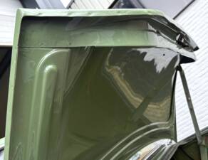 Image 18/24 of DAF Daffodil 31 (1964)