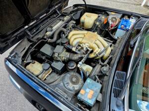Bild 31/31 von BMW 320i (1988)