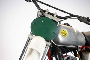 Image 37/38 of CZ 250 Moto Cross (1970)