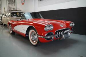 Image 2/50 of Chevrolet Corvette (1958)
