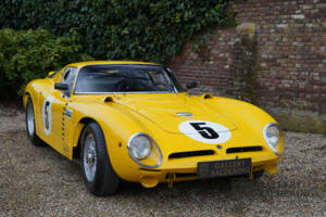 Image 22/50 of Bizzarrini GT Strada 5300 (1965)