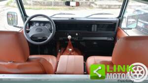 Image 10/10 of Land Rover Defender 90 (1998)