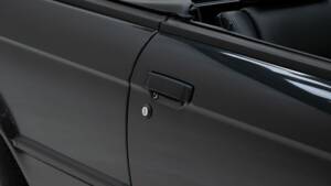 Bild 14/15 von BMW 318i (1992)