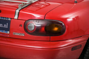 Immagine 29/50 di Mazda MX-5 1.6 (1990)