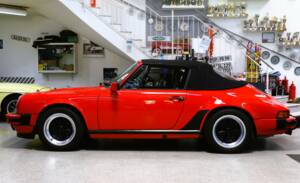 Image 8/47 of Porsche 911 Carrera 3.2 (1989)