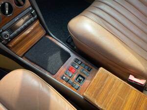 Image 11/20 de Mercedes-Benz 280 CE (1981)