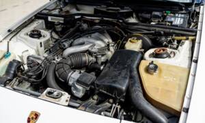 Image 5/50 de Porsche 924 S (1986)