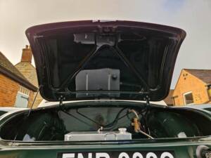 Image 46/50 of MG MGB GT (1965)