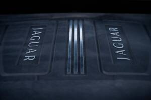 Image 41/50 of Jaguar XJ 5.0 (2010)