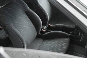 Bild 23/41 von Opel Calibra 2,0 (1991)
