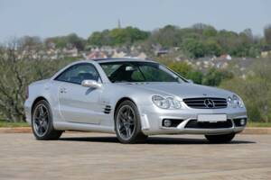 Image 11/40 de Mercedes-Benz SL 55 AMG (2007)