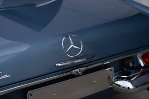 Immagine 17/93 di Mercedes-Benz 230 SL (1965)