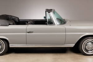 Image 11/45 of Mercedes-Benz 250 SE (1967)