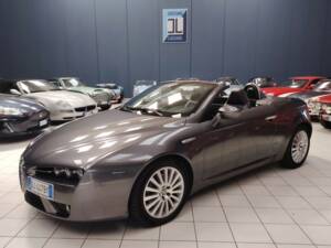 Bild 4/86 von Alfa Romeo Spider 2.2 JTS (2007)