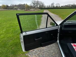 Bild 48/70 von Ford Fiesta 1.3 Supersport (1980)