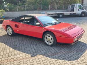 Bild 4/18 von Ferrari Mondial T (1990)