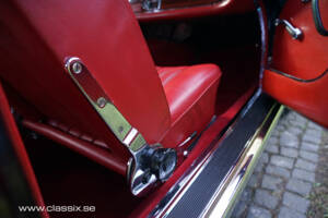 Imagen 21/27 de Mercedes-Benz 220 SE b (1964)