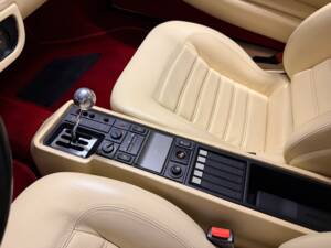 Bild 17/21 von Ferrari 512 TR (1992)