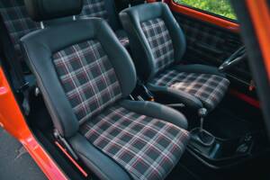 Image 40/49 of Volkswagen Golf Mk I GTI 1.6 (1979)
