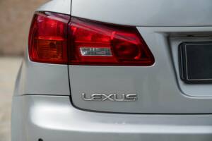 Bild 12/50 von Lexus IS 220d (2006)